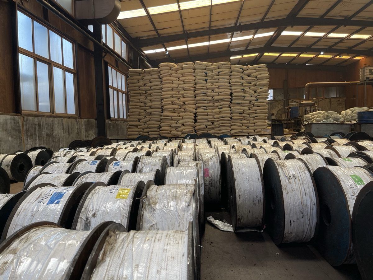 YONLEX factory real shot — PVC hose production base